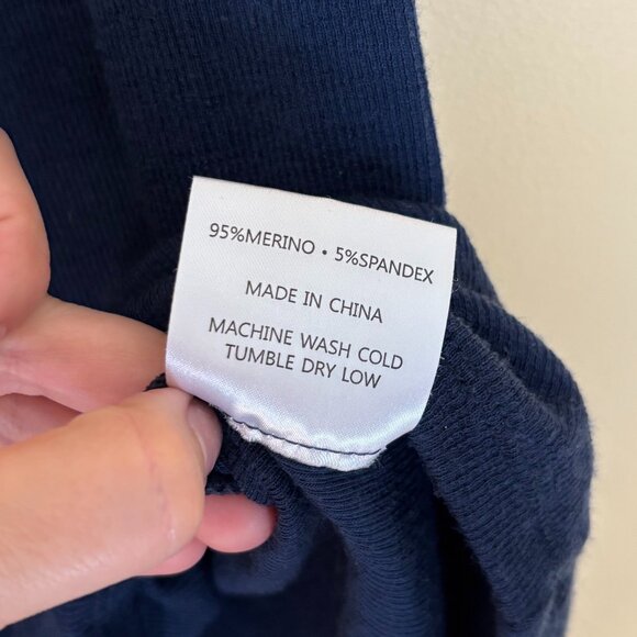 Woolx Navy V-Neck Merino Wool Brooklyn Tank - Picture 3 of 4